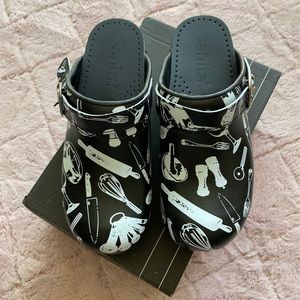 Sanita Kitchen Utensil Clogs